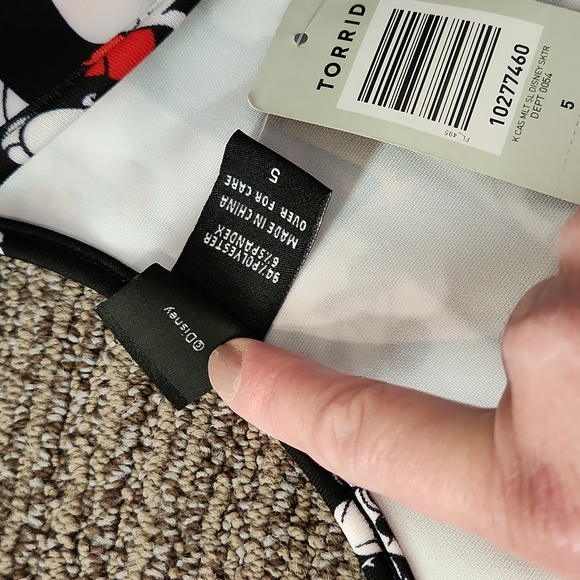 Torrid Disney Mickey and Minnie Dress Size 5X - Picture 15 of 16